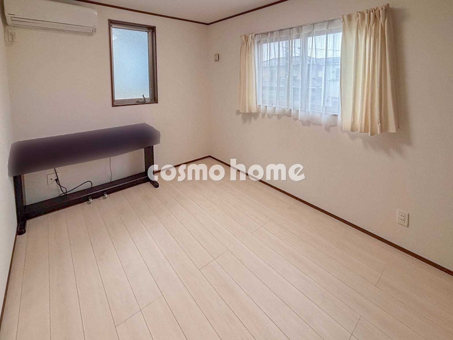 2階洋室 2階洋室