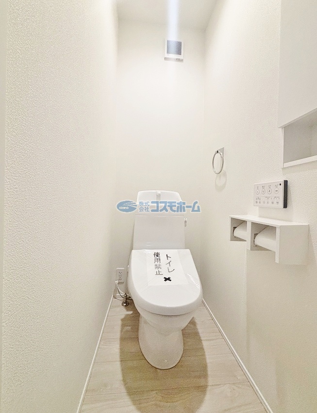 玄関(建築中写真です♪) 玄関(建築中写真です♪)