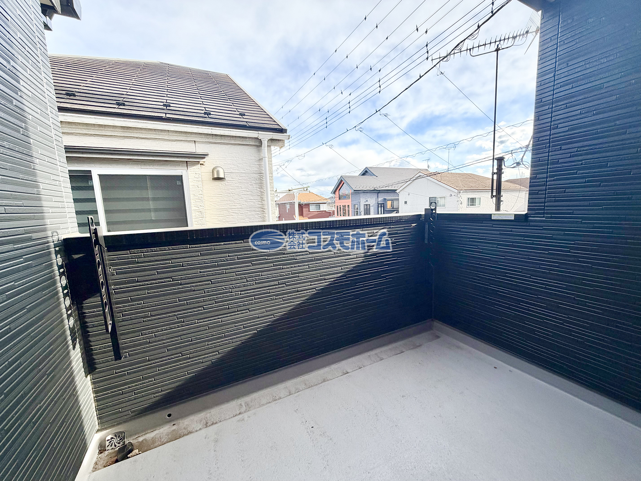 バルコニー バルコニー