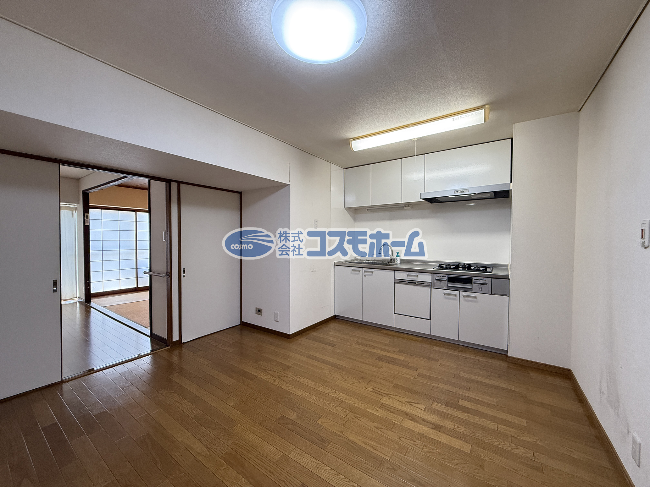 ダイニング ダイニング