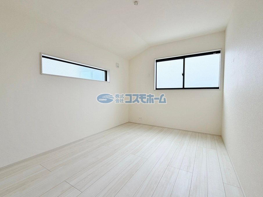 2階洋室 2階洋室